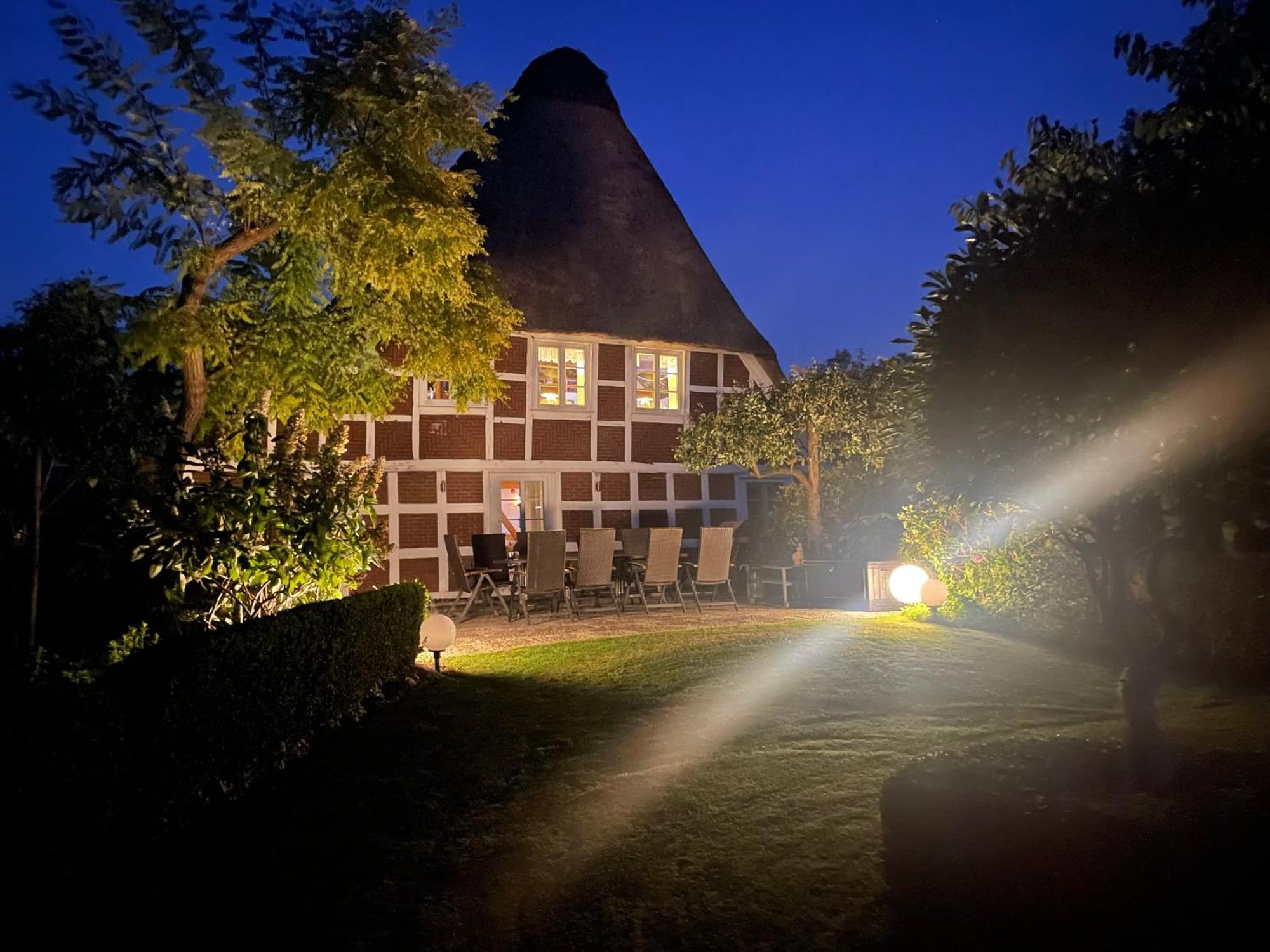 Altes Landhaus Oste, Klavier Appartement, 2 Zimmer Mit Kamin Hemmoor Bagian luar foto